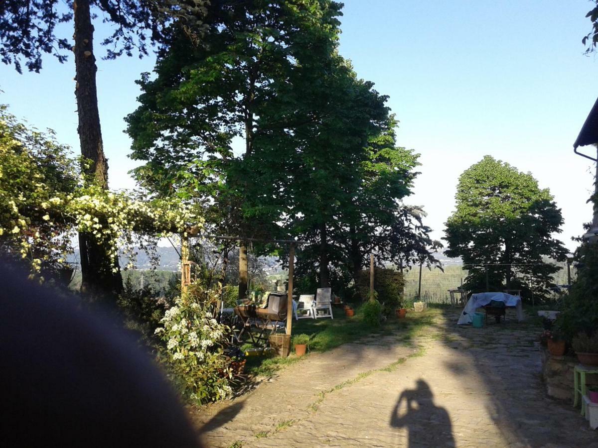 B&B Della Rosa Civitella D'Arna Bagian luar foto